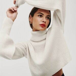 Reformation Luisa Cropped Cashmere Sweater